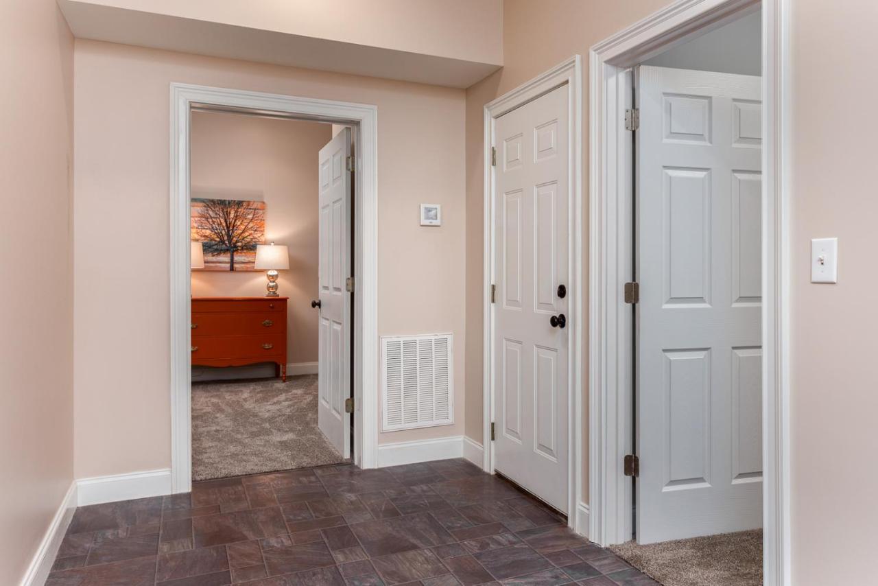 Luxurious House With Pool Near Asheville By Mighty Tree Properties Leicester Екстер'єр фото