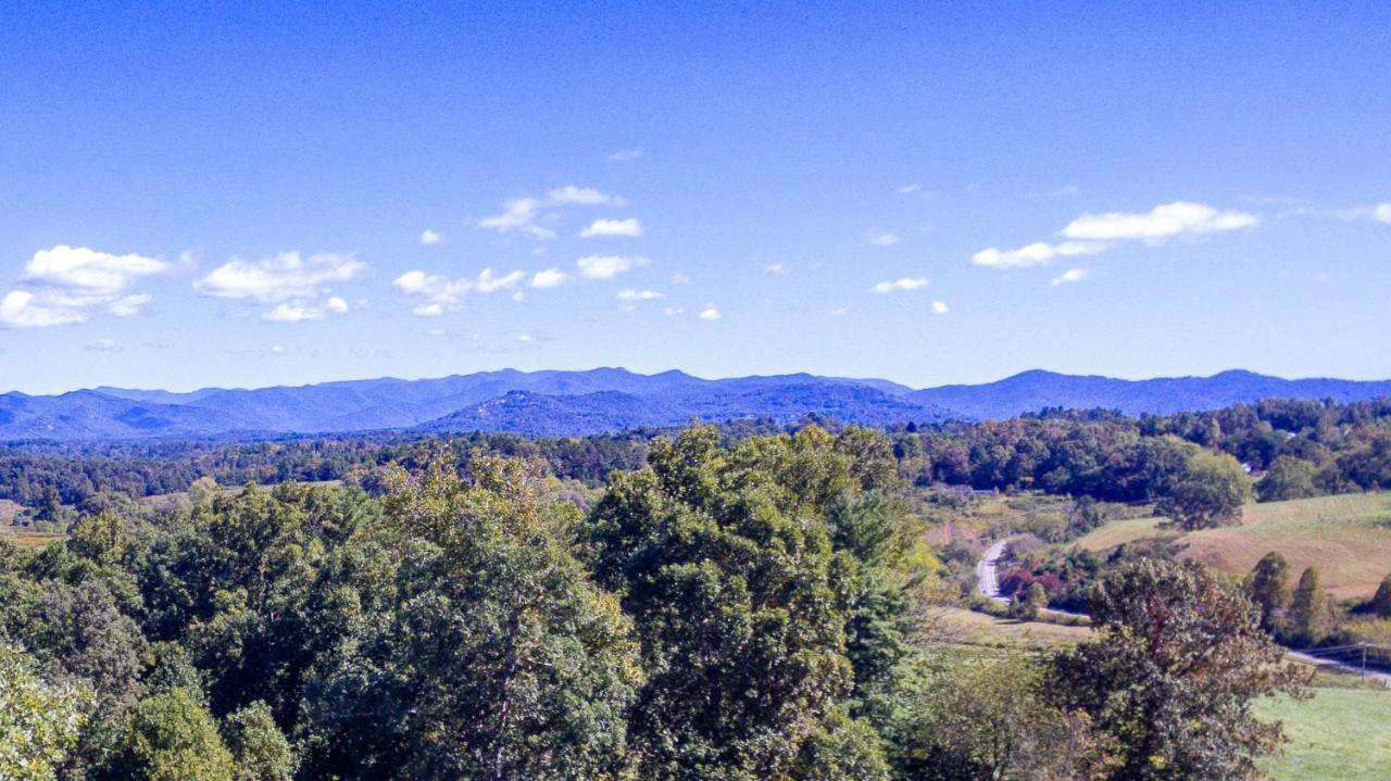 Luxurious House With Pool Near Asheville By Mighty Tree Properties Leicester Екстер'єр фото